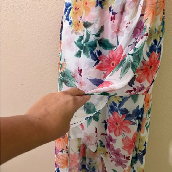 GUESS Floral Wrap Dress Size 8– Chiffon, Sleeveless EUC - Picture 7 of 11